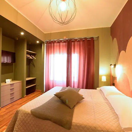 فندق Bristol 3*