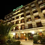 Hotel Bristol