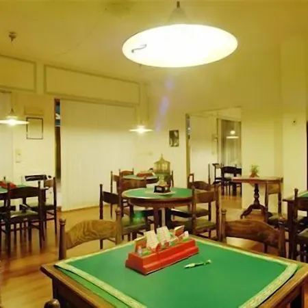 布里斯托尔酒店 酒店