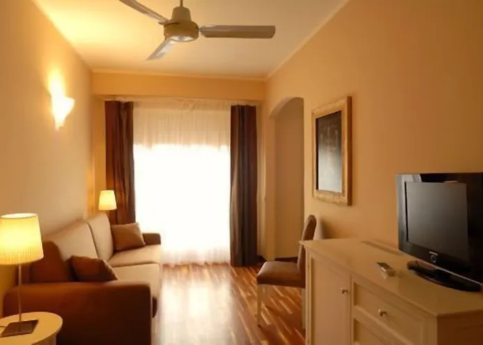 Bristol Готель Алассіо